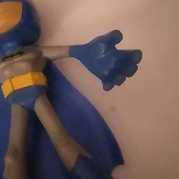 Batman Flexees Action Figure - Picture 5 of 6
